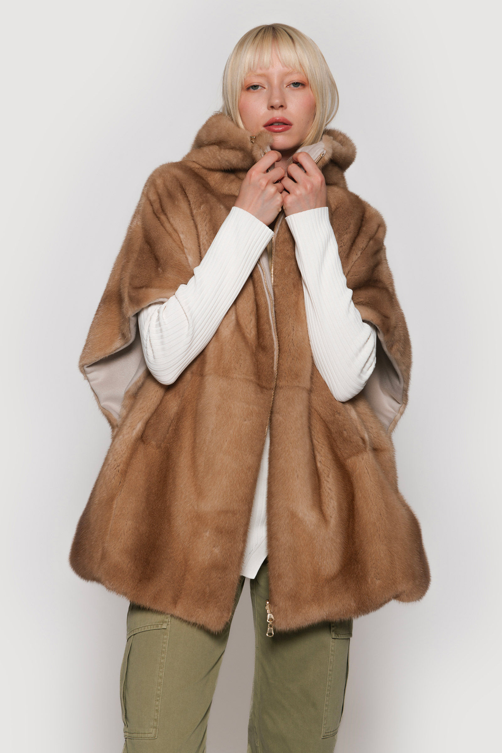 Cashmere vest and light pastel mink - Image 2