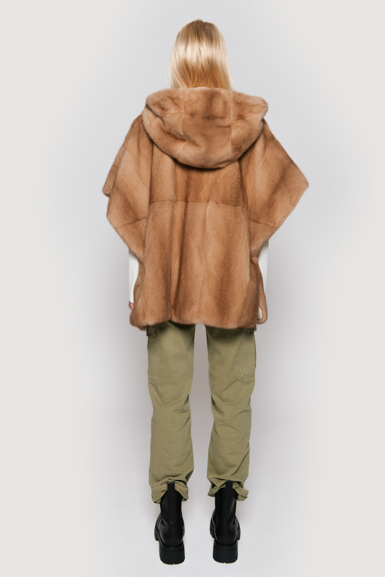 Cashmere vest and light pastel mink - Image 5