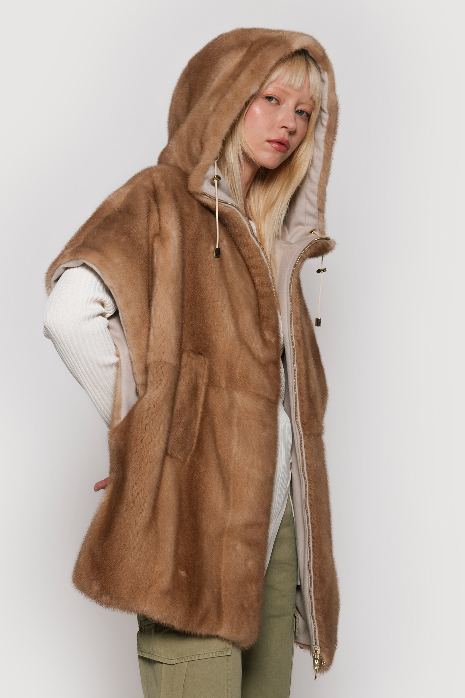 Cashmere vest and light pastel mink - Image 7