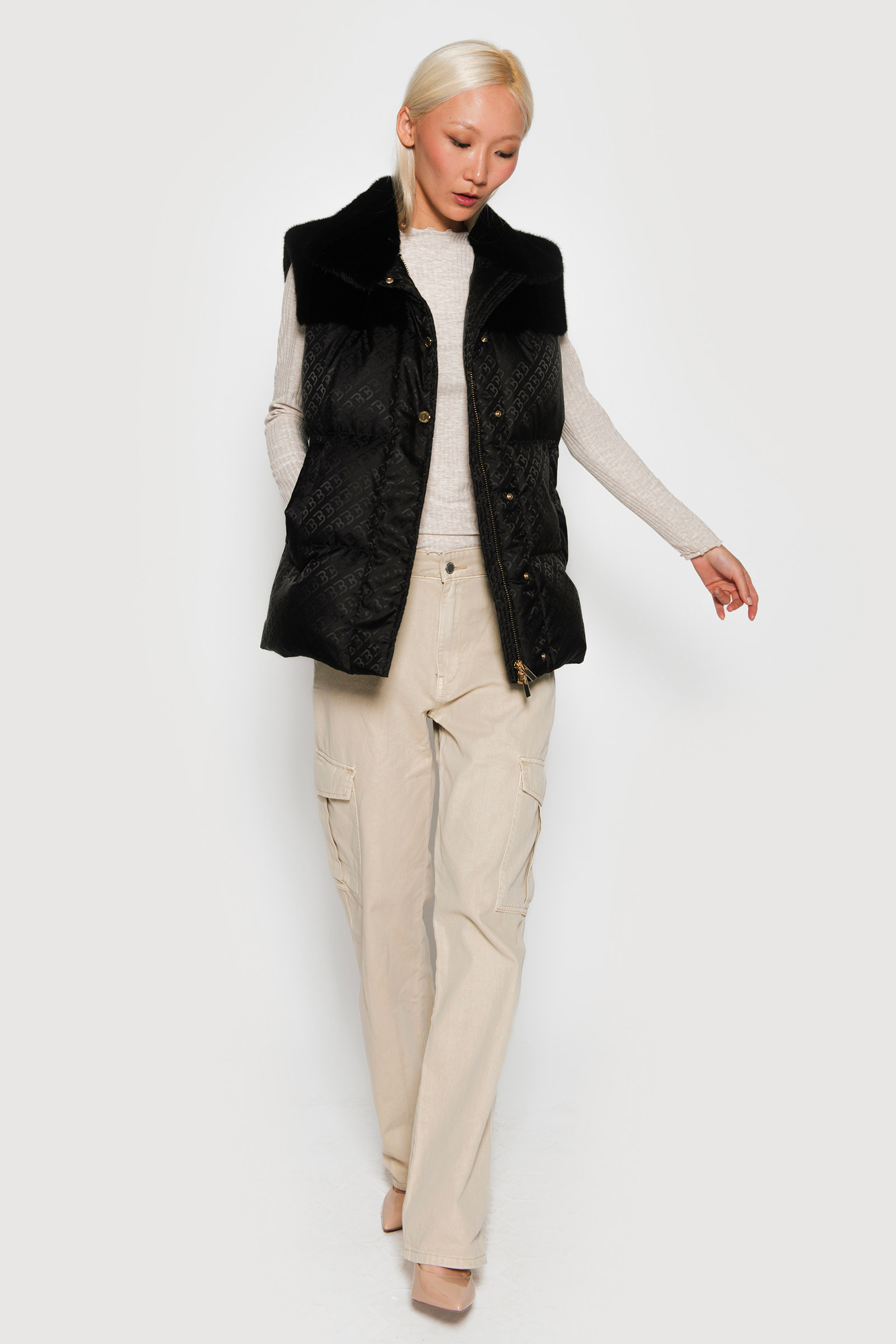 Logo vest and mink black nafa - Image 2