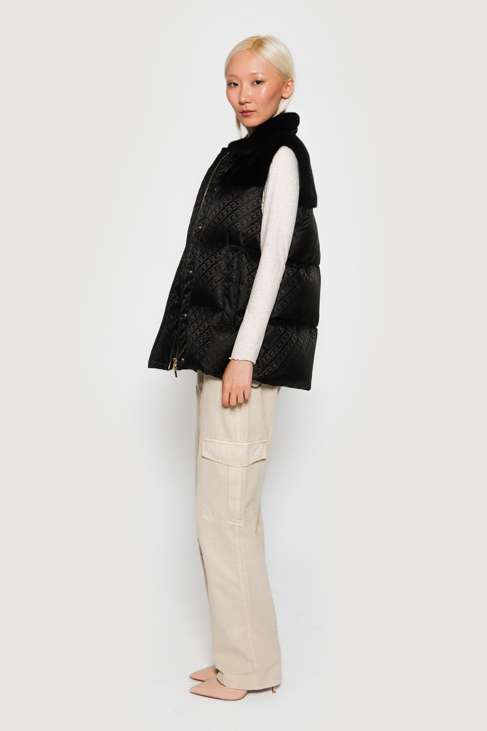 Logo vest and mink black nafa - Image 4