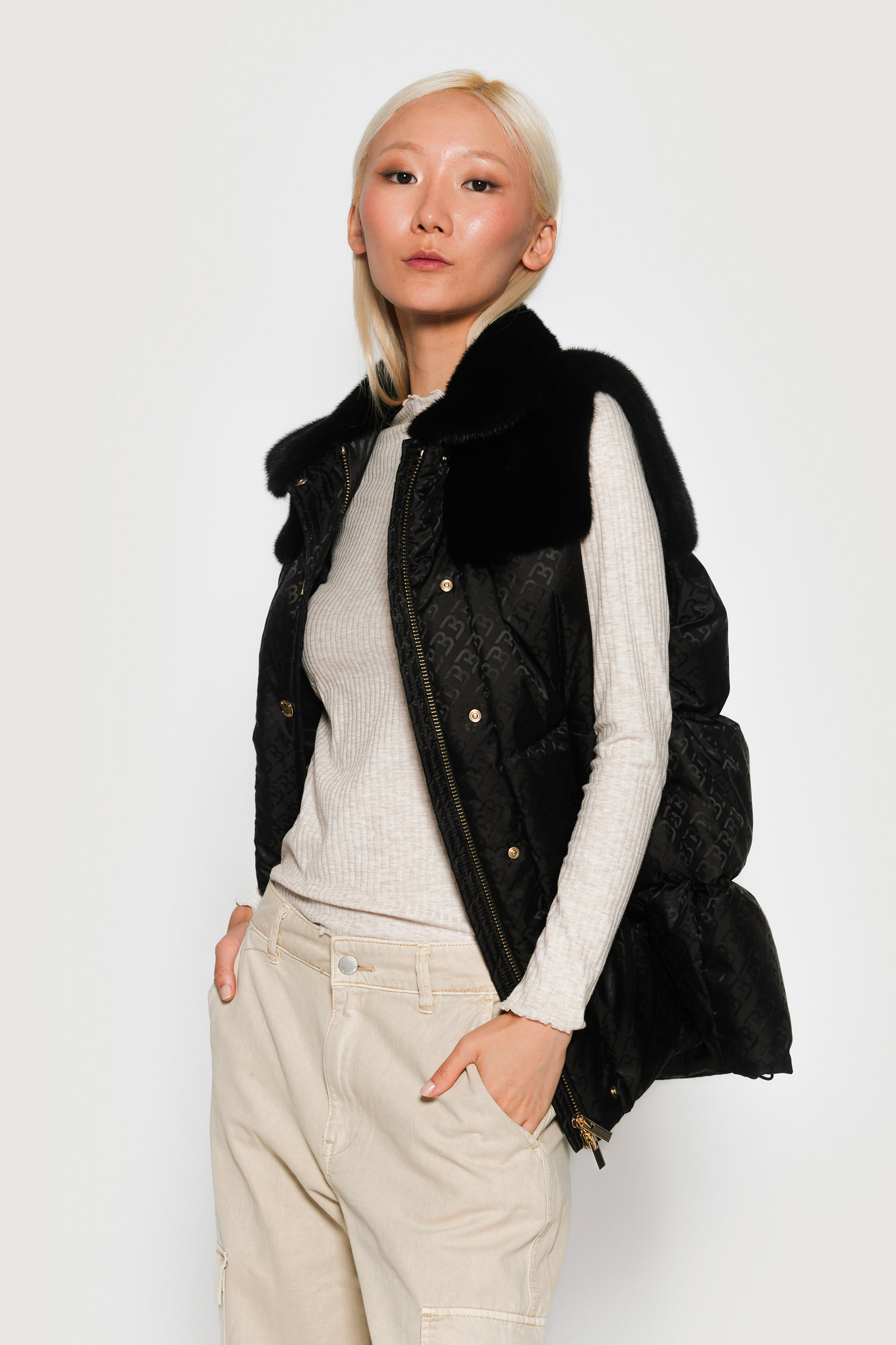 Logo vest and mink black nafa - Image 7